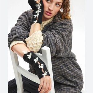 OU Bow Deco Handwarmer Fingerless Glove 🧤